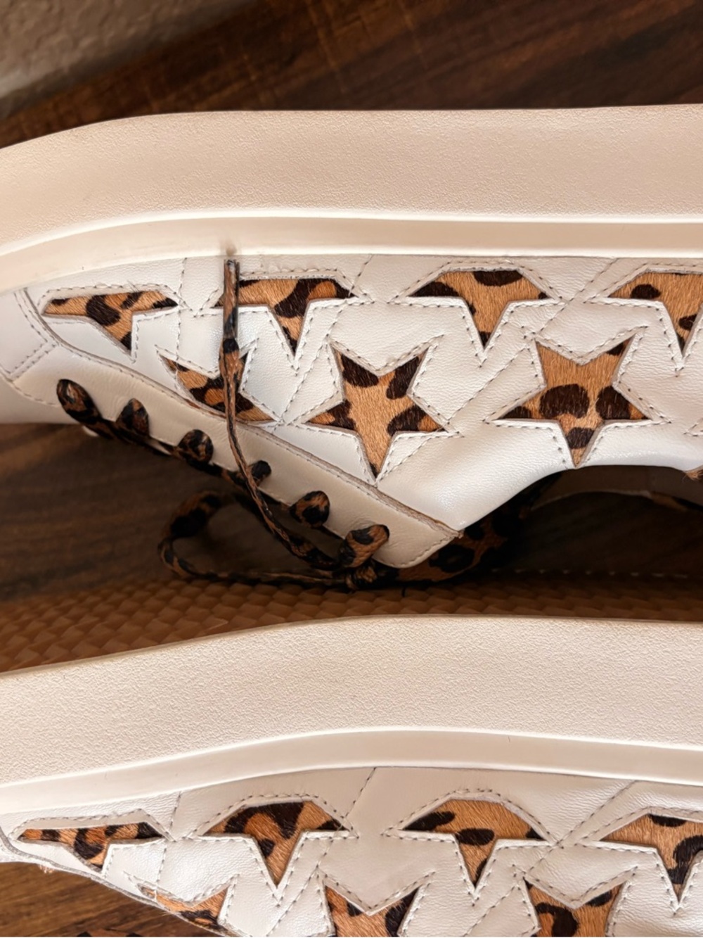 VANELI WOMEN'S YOLEN WHITE NAPPA WITH CAMEL CHAG, Size 7. - Picture 9 of 14